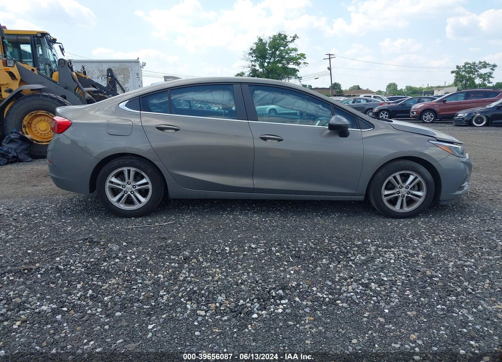 2017 CHEVROLET CRUZE LT AUTO VIN: 1G1BE5SM2H7275386