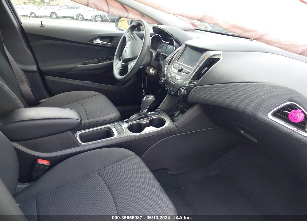 2017 CHEVROLET CRUZE LT AUTO VIN: 1G1BE5SM2H7275386
