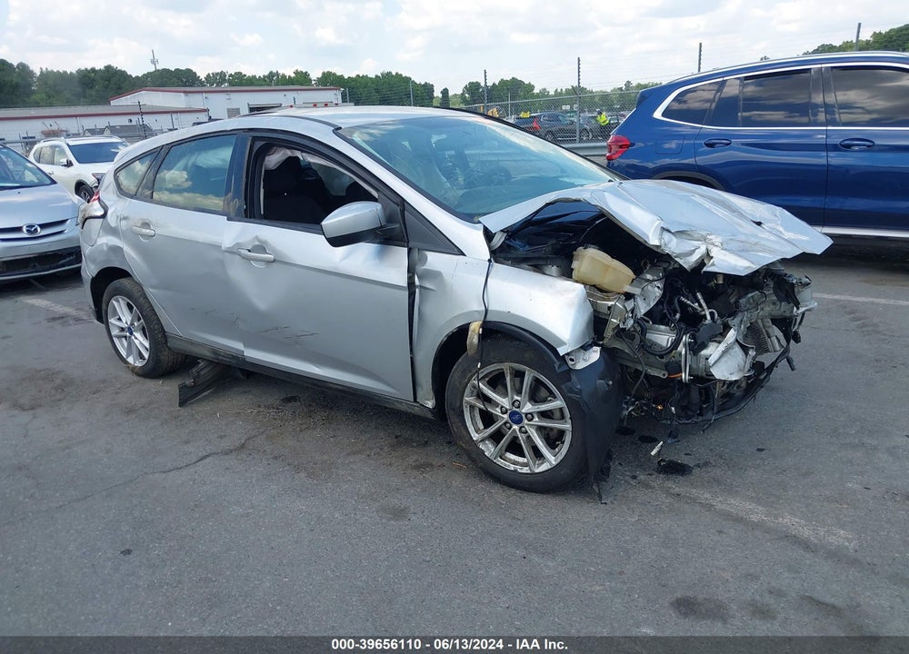 2018 FORD FOCUS SE VIN: 1FADP3K23JL326927