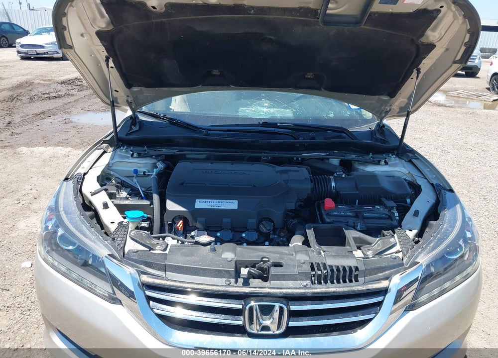 2015 HONDA ACCORD EX-L V-6 VIN: 1HGCR3F82FA016545