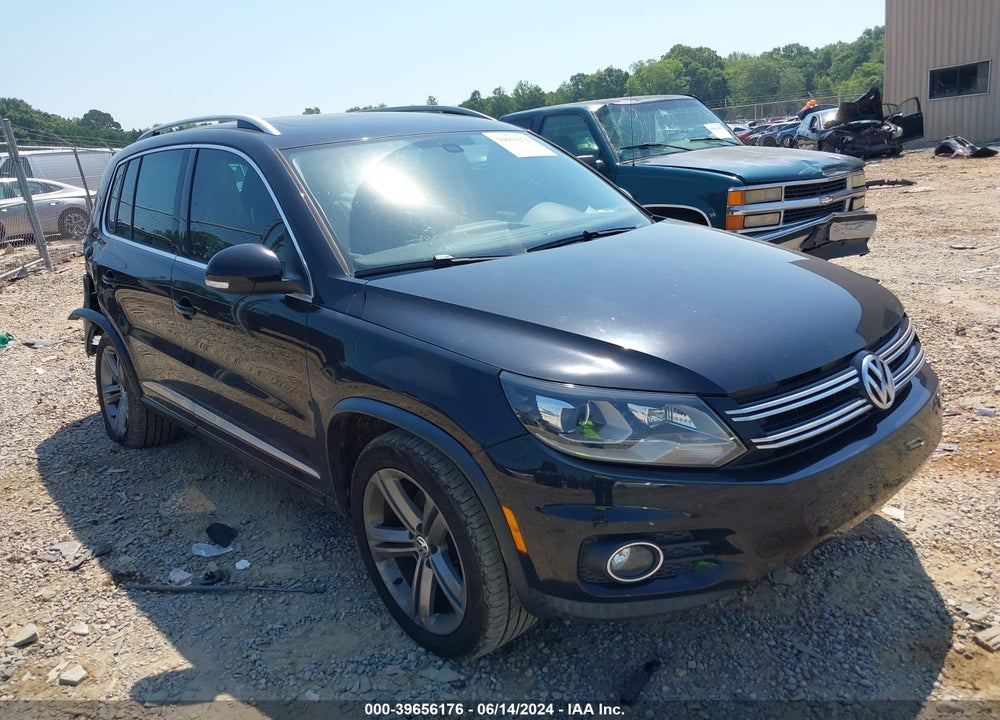 2017 VOLKSWAGEN TIGUAN 2.0T SPORT VIN: WVGTV7AX0HK021994