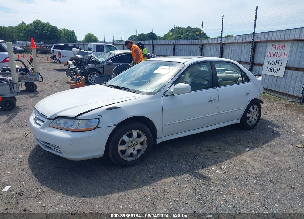 2001 HONDA ACCORD 2.3 EX VIN: 1HGCG56601A132576
