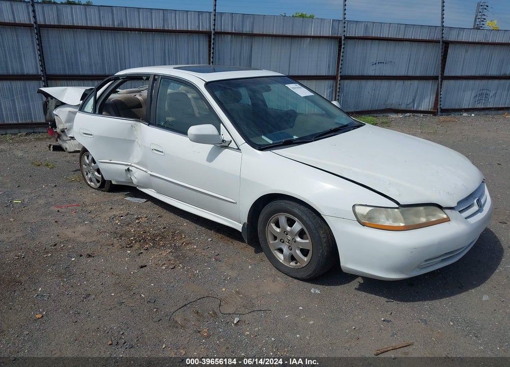 2001 HONDA ACCORD 2.3 EX VIN: 1HGCG56601A132576