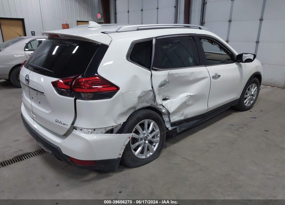 2017 NISSAN ROGUE SV VIN: 5N1AT2MV1HC887126