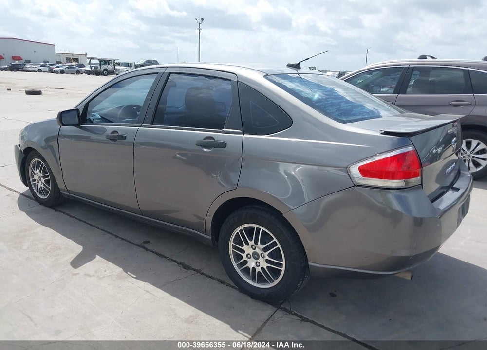 2011 FORD FOCUS SE VIN: 1FAHP3FN6BW126761