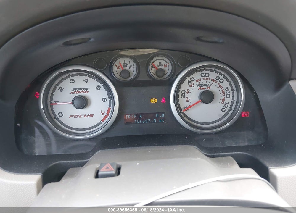 2011 FORD FOCUS SE VIN: 1FAHP3FN6BW126761