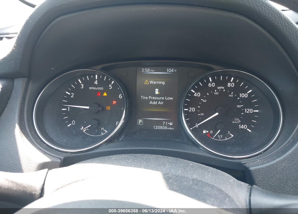 2017 NISSAN ROGUE S VIN: 5N1AT2MT4HC779338