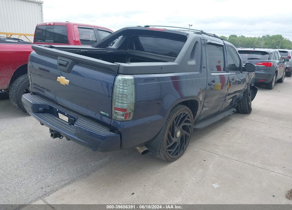 2011 CHEVROLET AVALANCHE 1500 LTZ VIN: 3GNTKGE3XBG169838