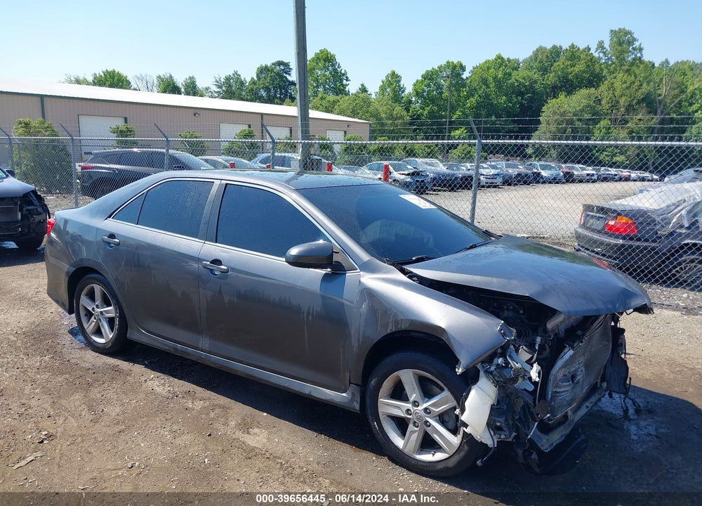 2012 TOYOTA CAMRY SE VIN: 4T1BF1FK0CU617140