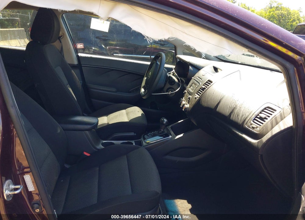 2017 KIA FORTE LX VIN: 3KPFK4A73HE016087