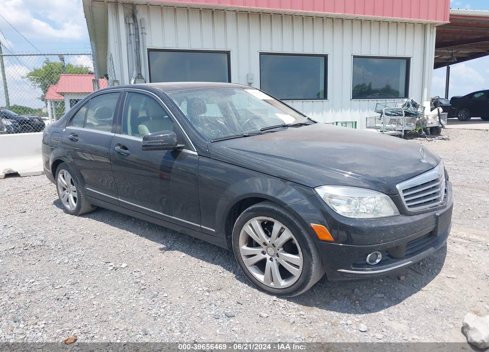 2011 MERCEDES-BENZ C 300 LUXURY 4MATIC/SPORT 4MATIC VIN: WDDGF8BB8BR158410