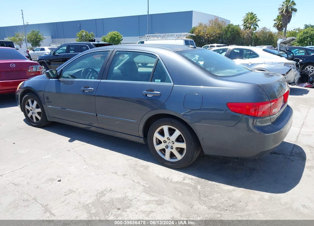 2005 HONDA ACCORD 3.0 EX VIN: 1HGCM66515A063201