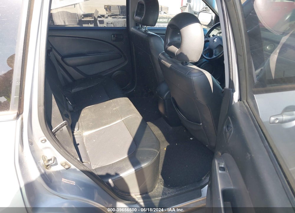 2004 MITSUBISHI OUTLANDER XLS VIN: JA4LZ41F94U024108