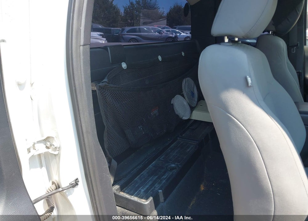 2016 TOYOTA TACOMA SR VIN: 5TFRX5GN4GX073522