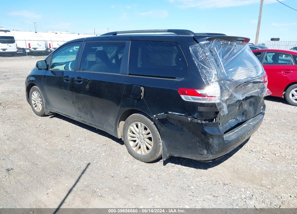 2012 TOYOTA SIENNA XLE V6 8 PASSENGER VIN: 5TDYK3DC6CS244806