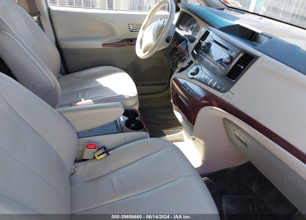 2012 TOYOTA SIENNA XLE V6 8 PASSENGER VIN: 5TDYK3DC6CS244806
