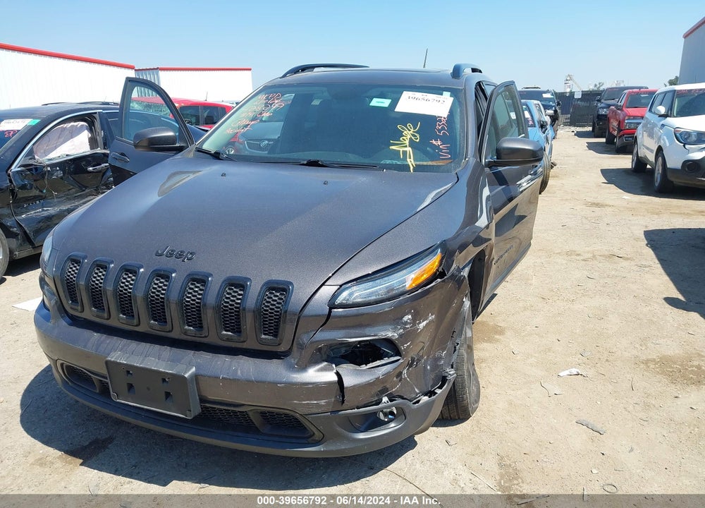 2018 CHEROKEE JEEP  LATITUDE 4X4 VIN: 1C4PJMCB2JD533221