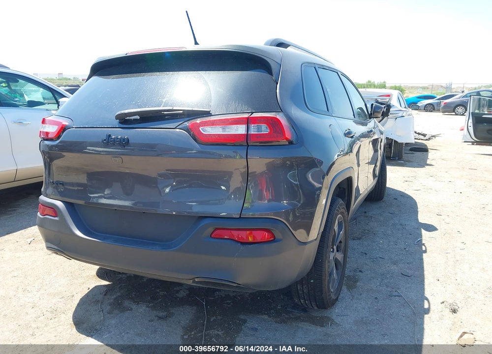 2018 CHEROKEE JEEP  LATITUDE 4X4 VIN: 1C4PJMCB2JD533221