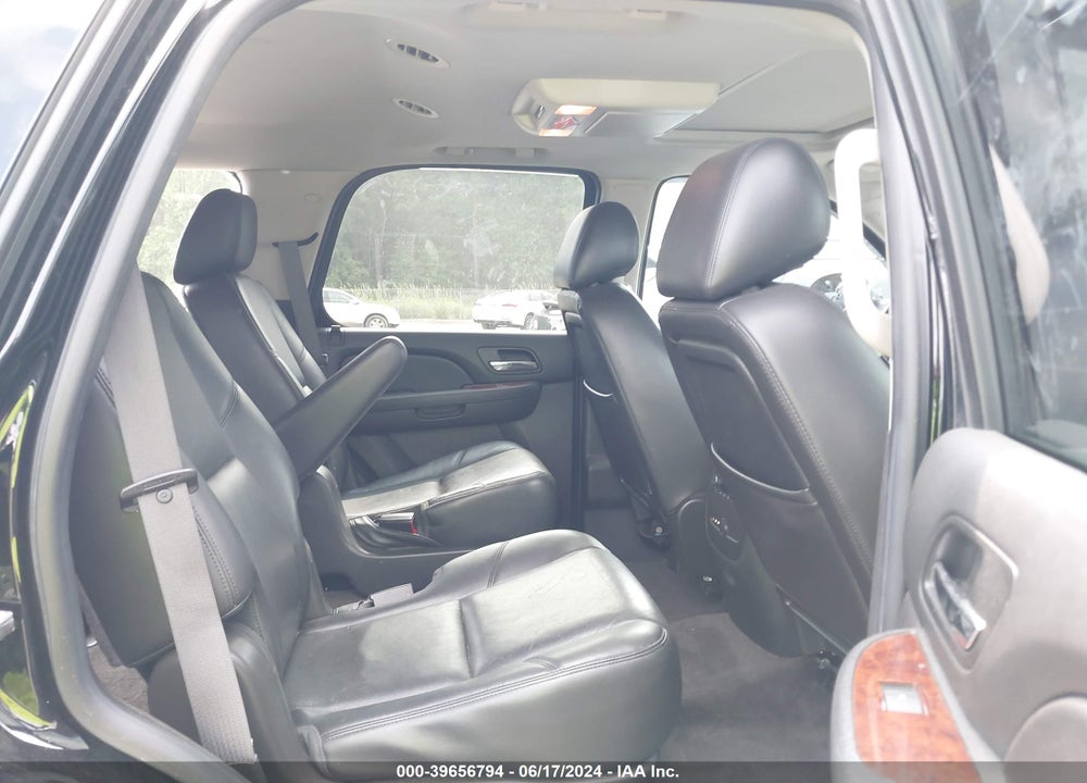 2014 CHEVROLET TAHOE LTZ VIN: 1GNSKCE01ER204264