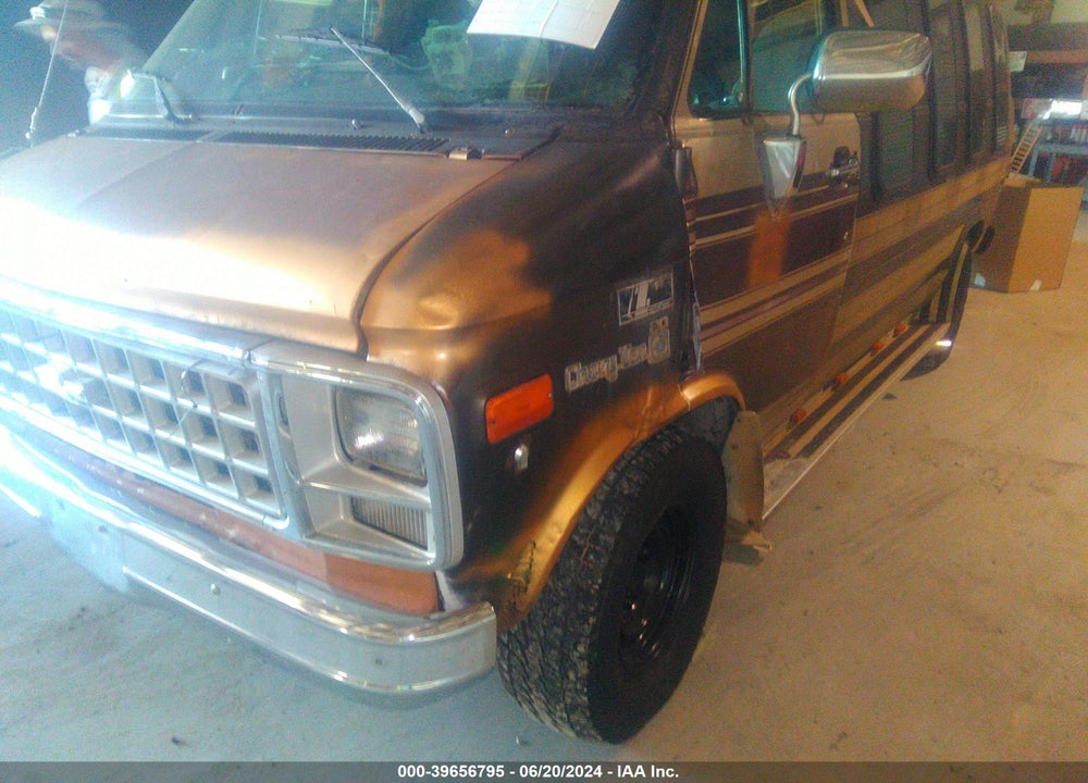1982 CHEVROLET G20 VIN: 1GCEG25H5C7106869