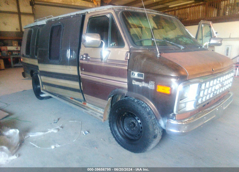 1982 CHEVROLET G20 VIN: 1GCEG25H5C7106869