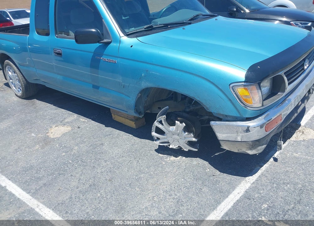 1996 TOYOTA TACOMA XTRACAB VIN: 4TAVL52N5TZ102148