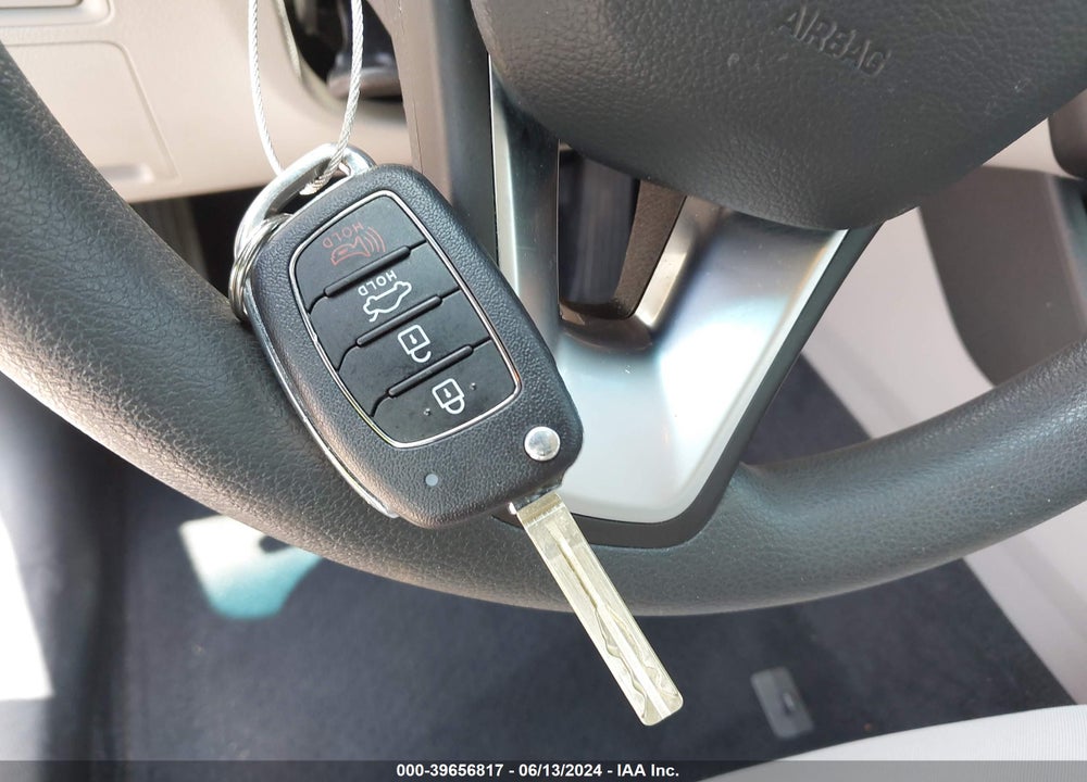 2019 HYUNDAI SONATA SE VIN: 5NPE24AFXKH804256