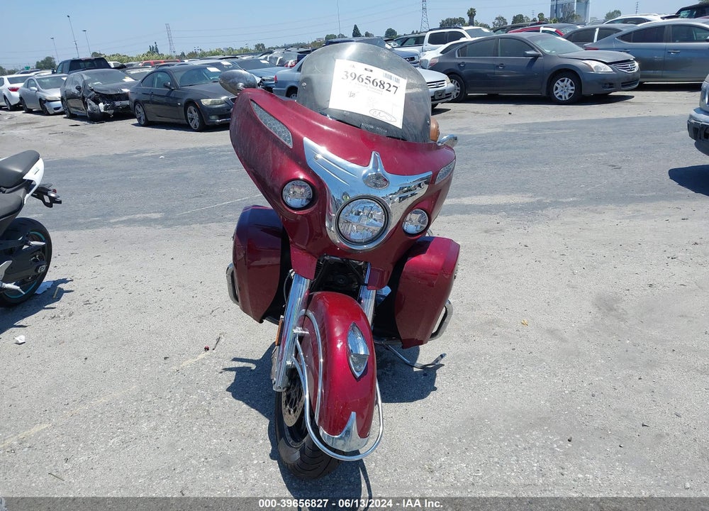 2018 INDIAN MOTORCYCLE CO. ROADMASTER VIN: 56KTRAAA6J3357998