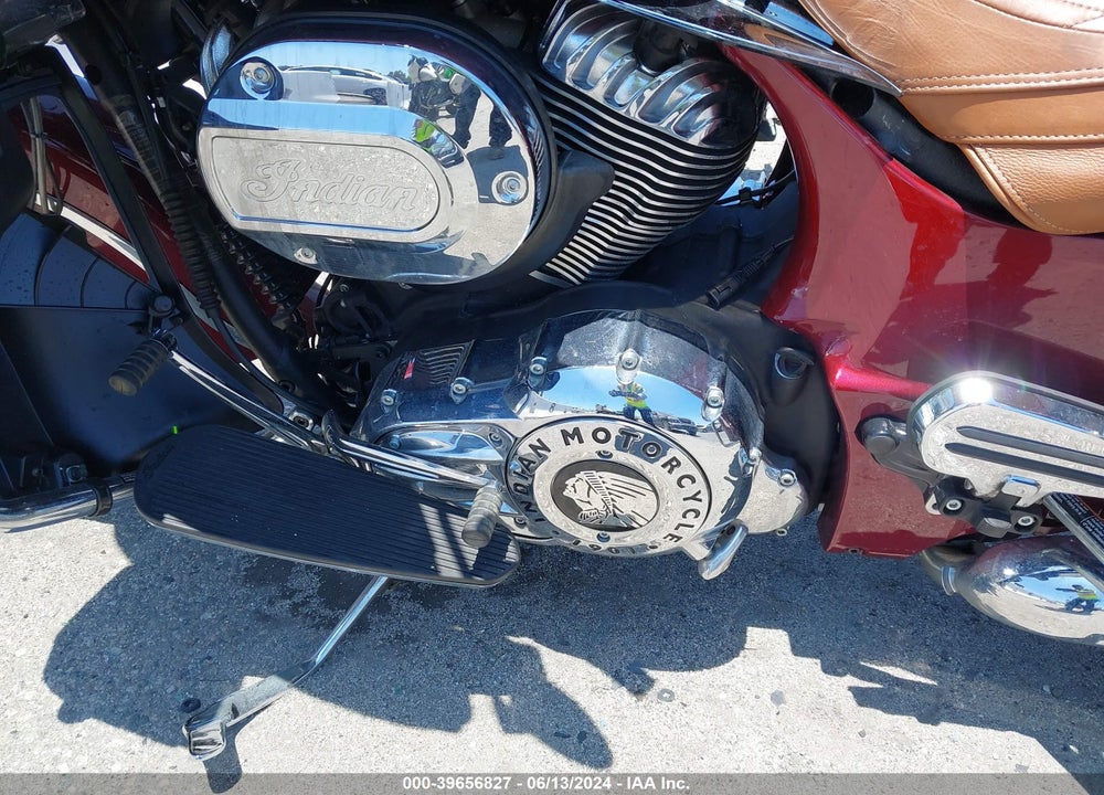 2018 INDIAN MOTORCYCLE CO. ROADMASTER VIN: 56KTRAAA6J3357998