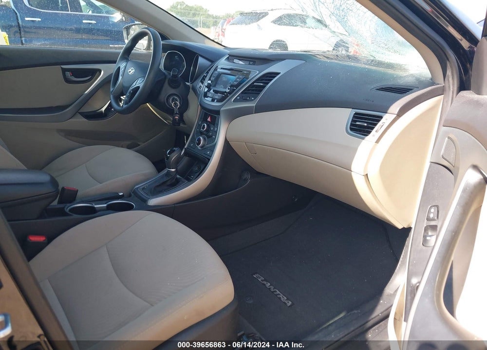 2014 HYUNDAI ELANTRA SE VIN: 5NPDH4AE3EH475101