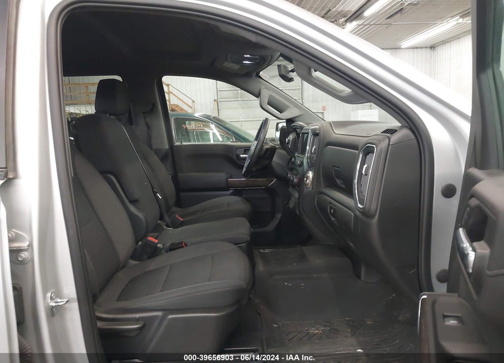 2022 CHEVROLET SILVERADO 1500 LTD 4WD STANDARD BED LT VIN: 1GCUYDET1NZ231271