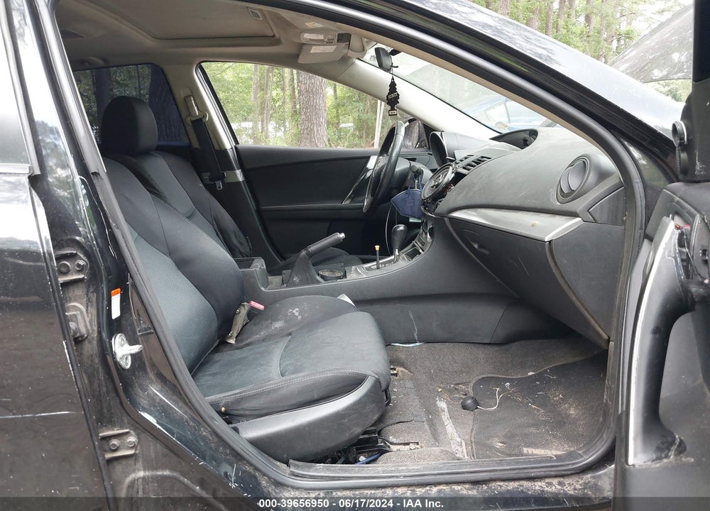 2011 MAZDA 3 S SPORT VIN: JM1BL1K61B1354789
