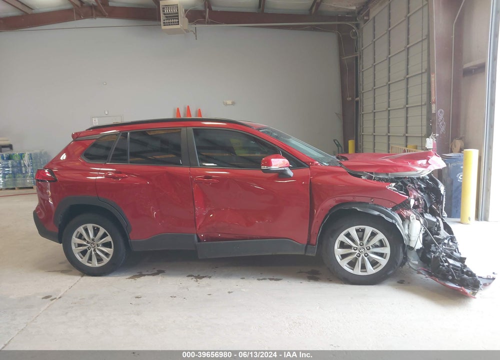 2022 TOYOTA COROLLA CROSS LE VIN: 7MUCAAAG6NV022686