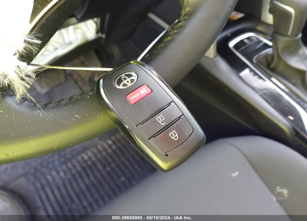2022 TOYOTA COROLLA CROSS LE VIN: 7MUCAAAG6NV022686