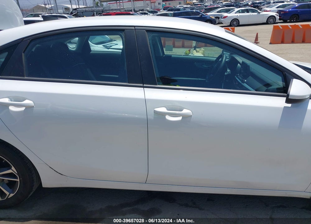 2023 KIA FORTE LXS VIN: 3KPF24AD7PE578370