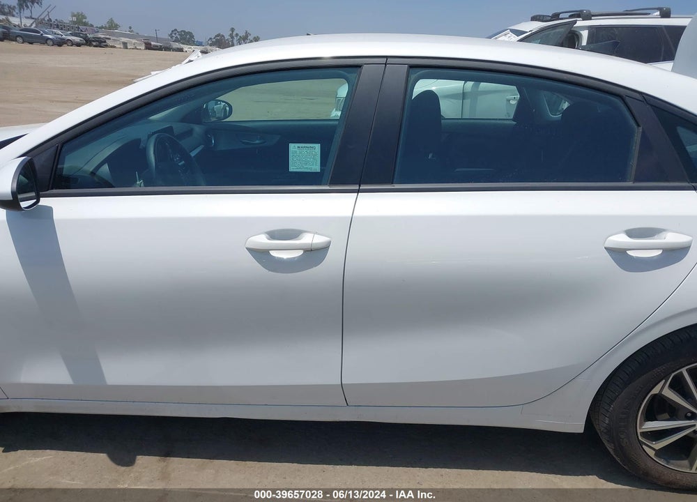 2023 KIA FORTE LXS VIN: 3KPF24AD7PE578370