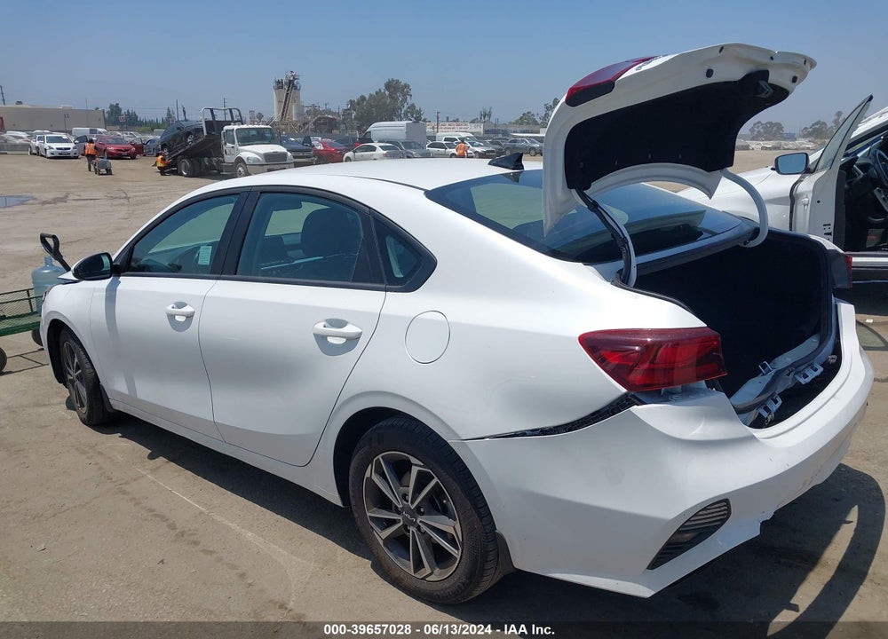 2023 KIA FORTE LXS VIN: 3KPF24AD7PE578370