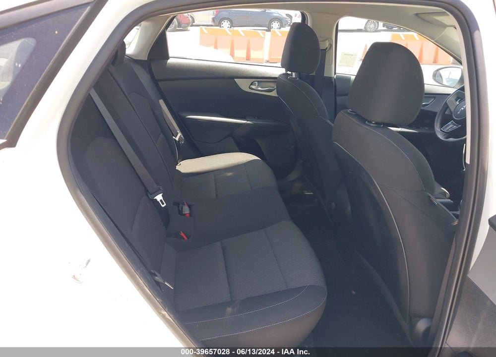 2023 KIA FORTE LXS VIN: 3KPF24AD7PE578370