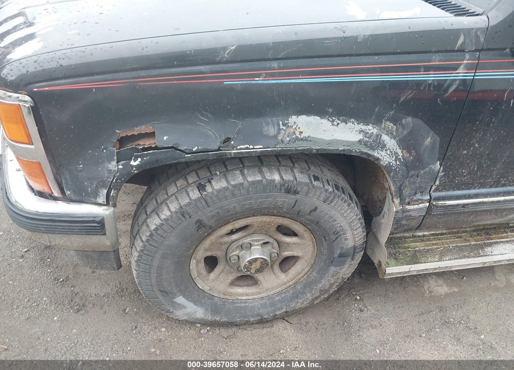 1993 CHEVROLET GMT-400 K1500 VIN: 1GCEK19K2PE233577