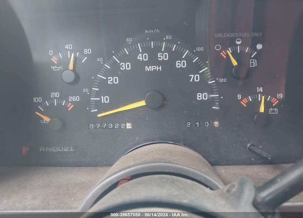 1993 CHEVROLET GMT-400 K1500 VIN: 1GCEK19K2PE233577