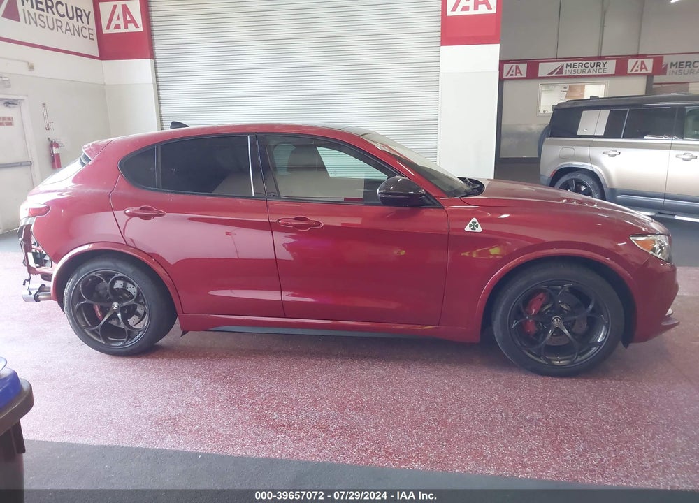 2018 ALFA ROMEO STELVIO QUADRIFOGLIO AWD VIN: ZASFAKEV7J7C18198