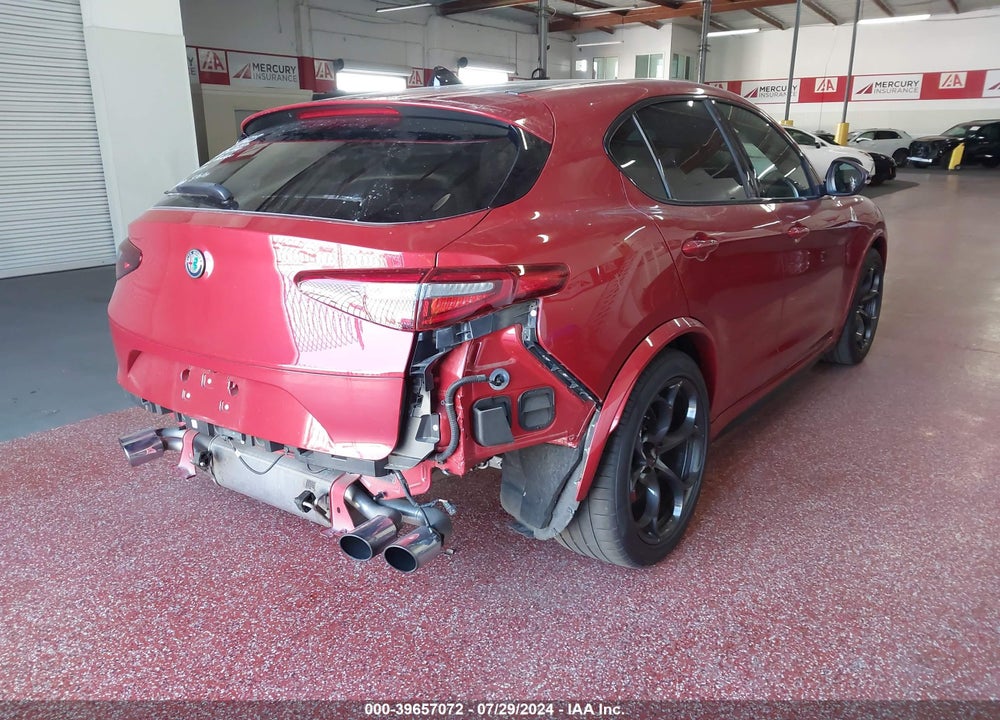 2018 ALFA ROMEO STELVIO QUADRIFOGLIO AWD VIN: ZASFAKEV7J7C18198
