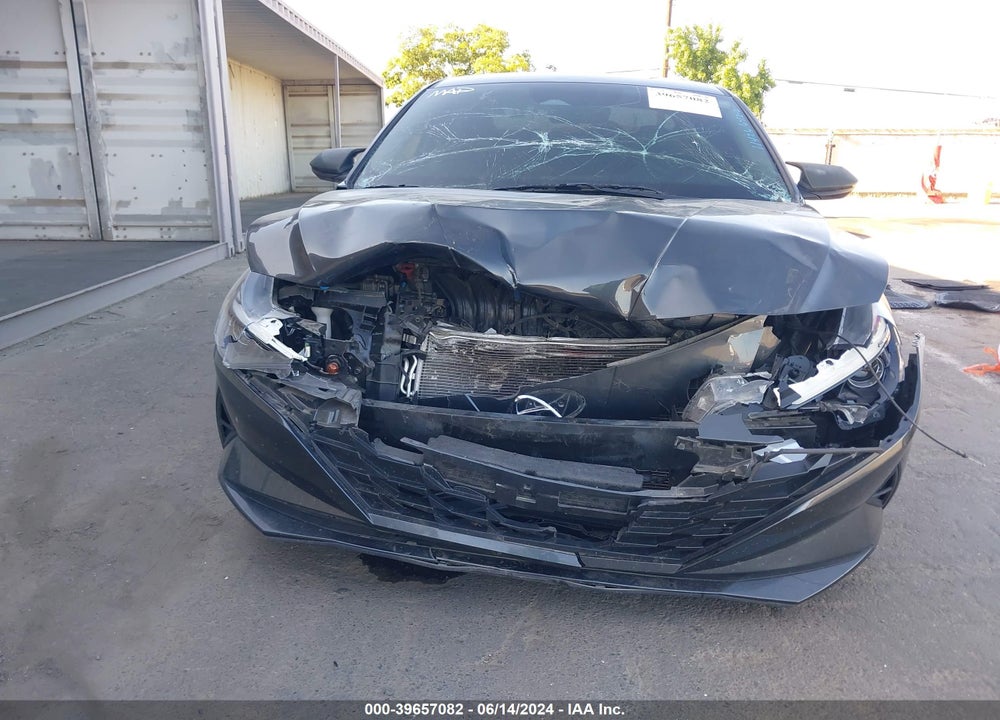 2022 HYUNDAI ELANTRA SEL VIN: 5NPLM4AG2NH066239