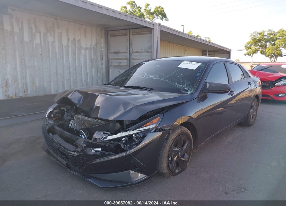 2022 HYUNDAI ELANTRA SEL VIN: 5NPLM4AG2NH066239