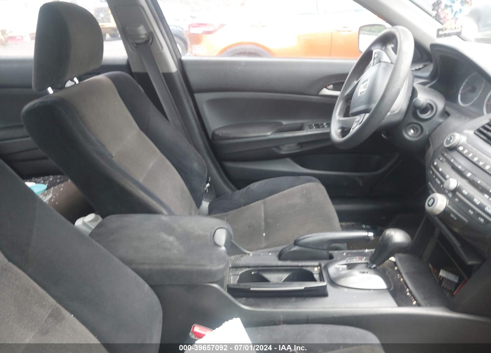 2008 HONDA ACCORD 2.4 LX-P VIN: 1HGCP26478A117192