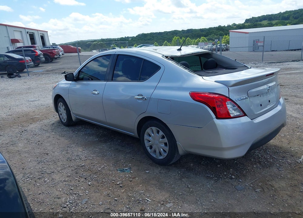 2019 NISSAN VERSA 1.6 SV VIN: 3N1CN7AP4KL829648