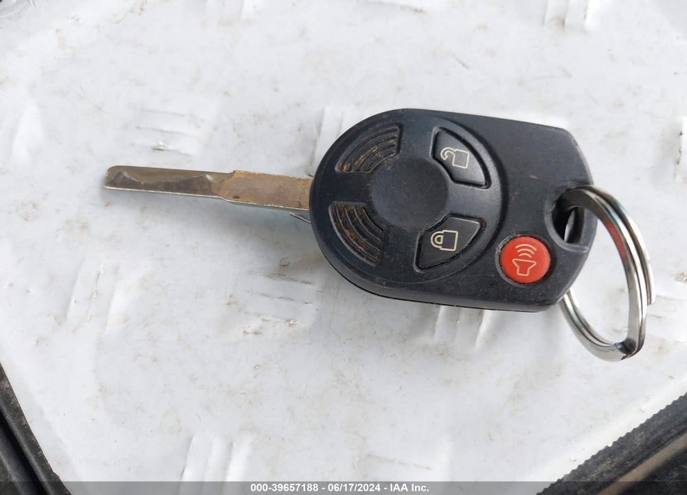 2014 FORD ESCAPE SE VIN: 1FMCU9GX1EUC85697