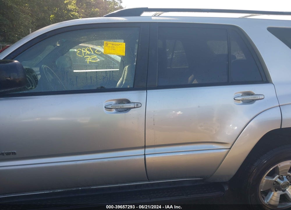 2005 TOYOTA 4RUNNER SR5 V6 VIN: JTEBU14R858040570