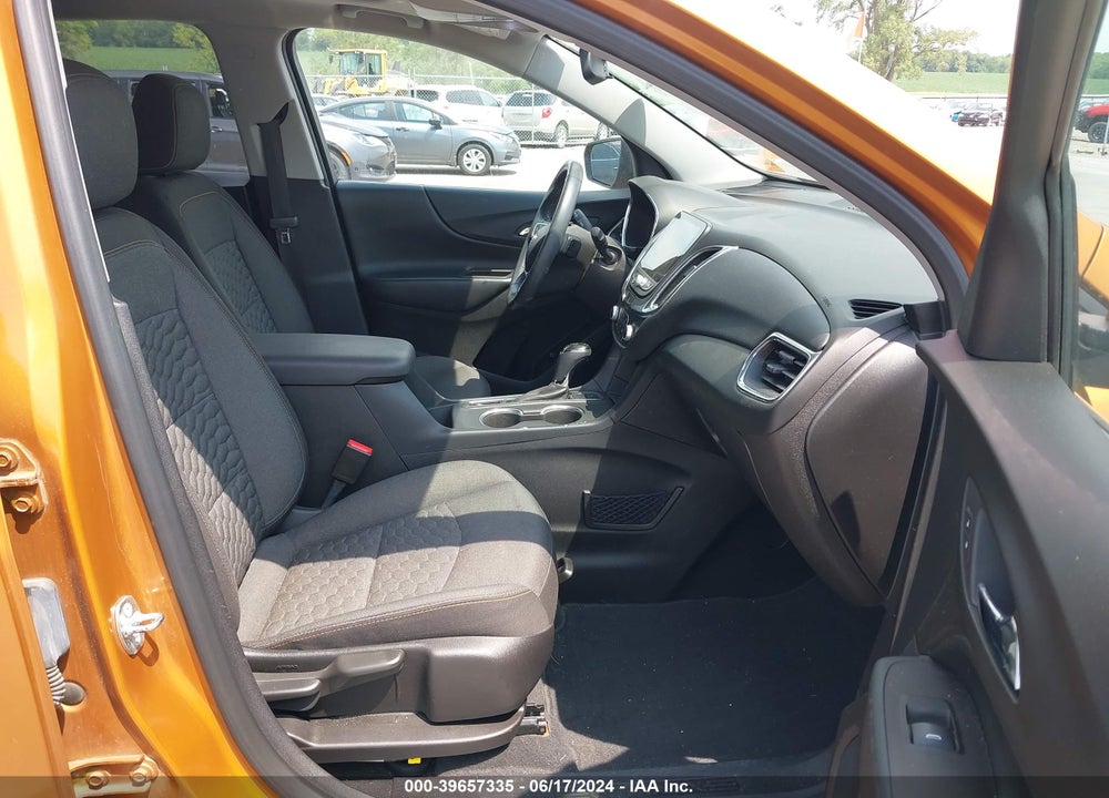 2018 CHEVROLET EQUINOX LT VIN: 2GNAXSEV0J6121630