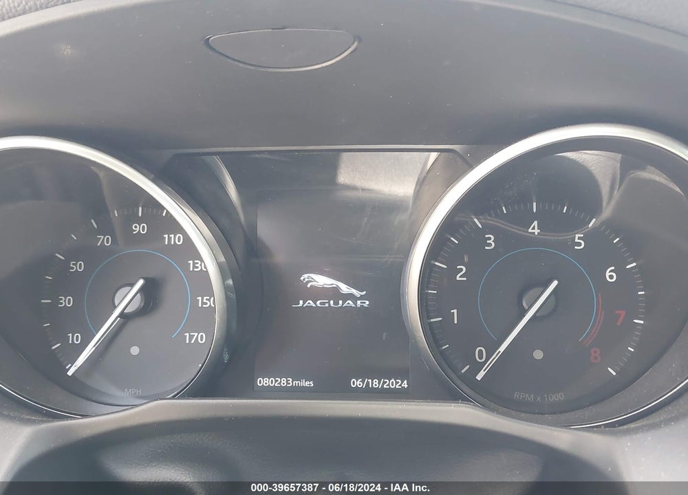 2018 JAGUAR XF 25T PREMIUM VIN: SAJBD4FX0JCY56473